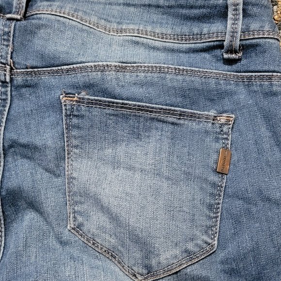 1822 Denim Ripped Zipper Frayed Edge Distressed Leggings Size 10 - Picture 10 of 15